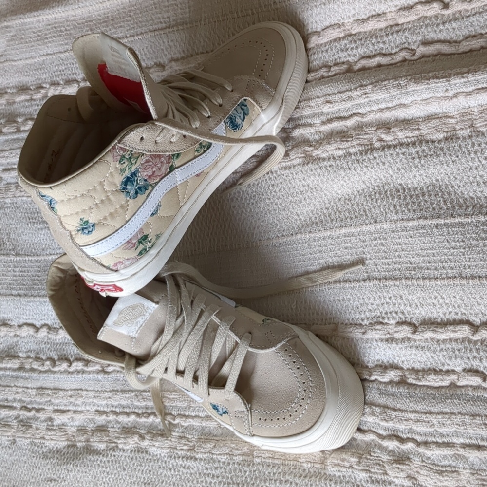 VANS x Jim Goldberg Raised By Wolves OG SK8-HI High Tops women's 7 men's 5.5